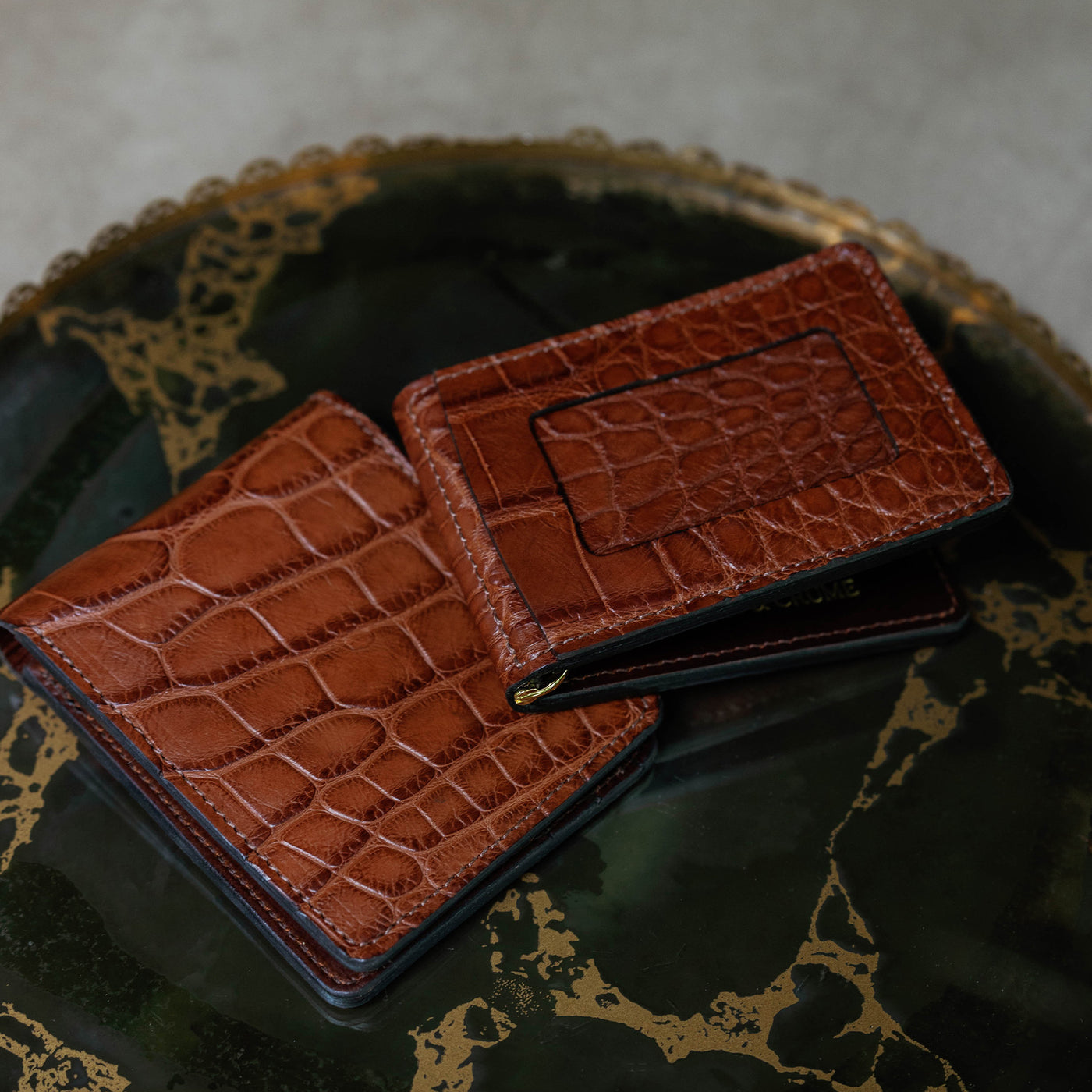 Chestnut Alligator Traditional Bifold